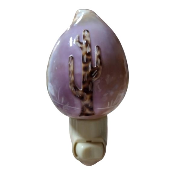 Carved Tiger Cowrie Cactus Night Light - Picture 1 of 9